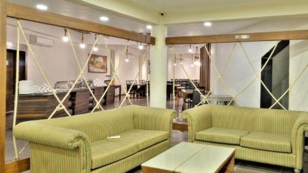 Om Sanctuary Resort By Pinks Hospitality Rupāwati Zewnętrze zdjęcie